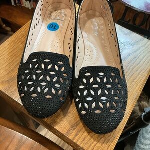 Black Laser-Cut Flats forever comfort
